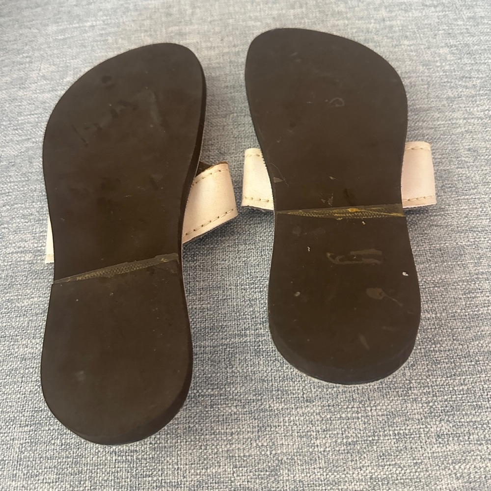 Kino White Sandals in White - Picture 6 of 8